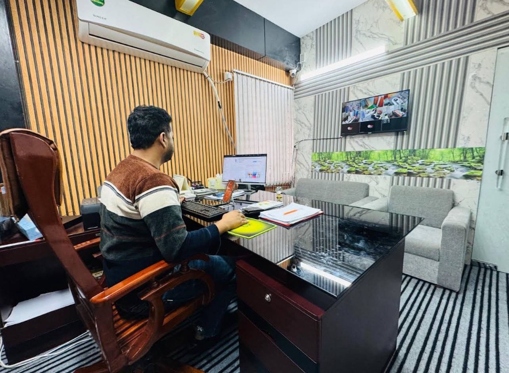 Main Consultation Cabin
